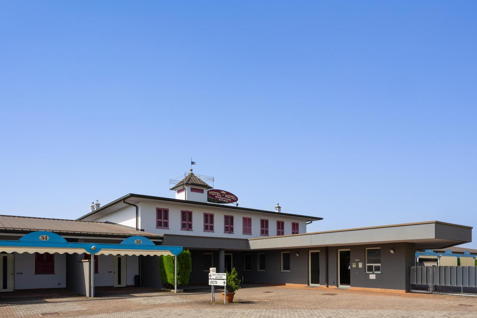Hotel Motel Sporting Montodine Exterior foto